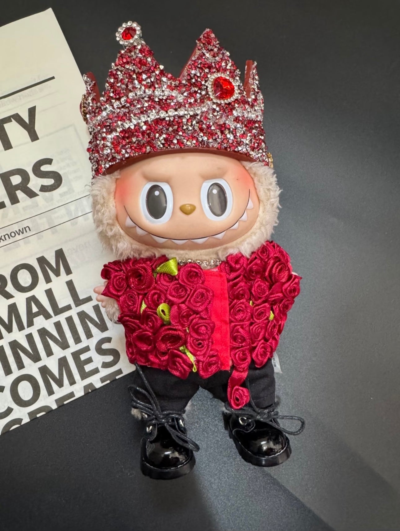 G-Dragon mama stage red flower outfit set for Labubu dolls
