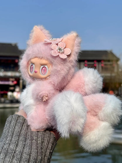 Labubu de varias colas con flor rosa – Peluche personalizado por un artista | Rediseñado con muñeca V1/V2 100 % auténtica